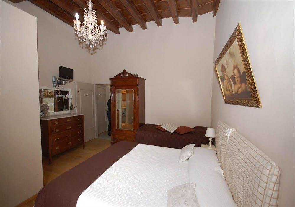 Residenza Centro Storico Hotel Lucca Bagian luar foto
